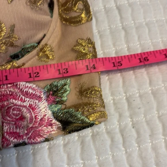 Blithe Los Angeles Floral Embroidered Bustier Top, Size Medium - Picture 8 of 9